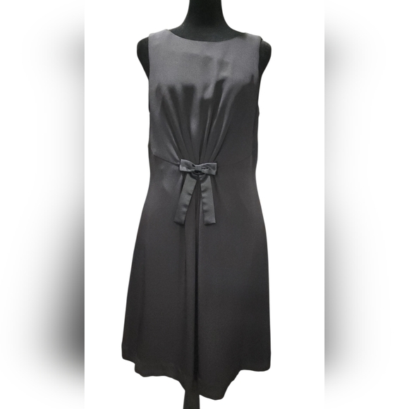 J. McLaughlin Dresses & Skirts - J. Mclaughlin Knee Length Silk Dress, Womens 6